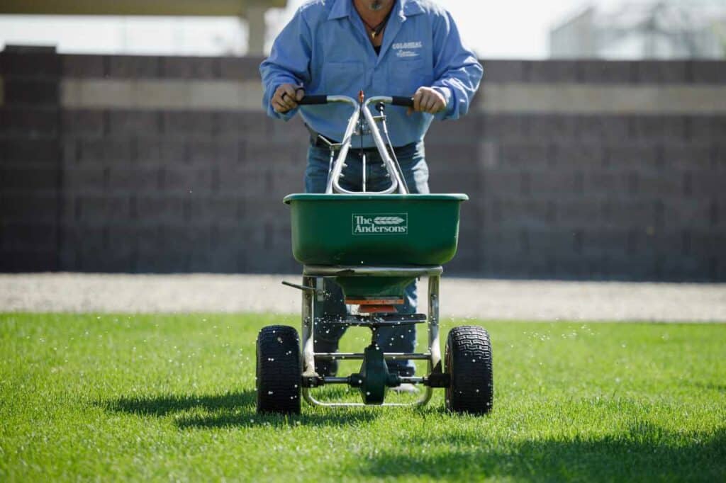 lawn treatment services Colonial Lawn and Garden