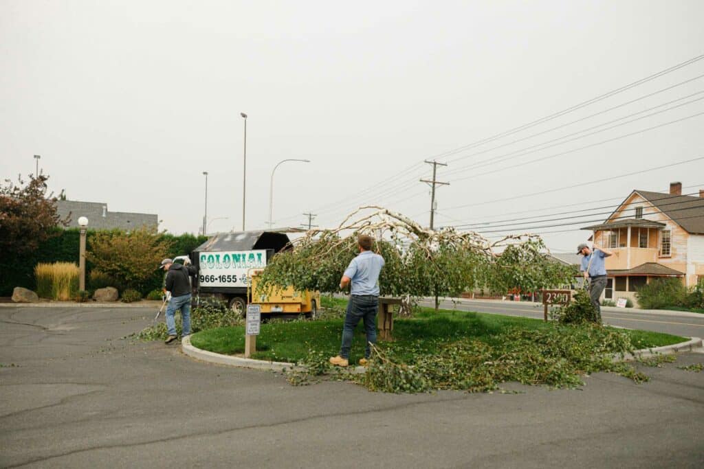 yakima lawn care Colonial Lawn and Garden